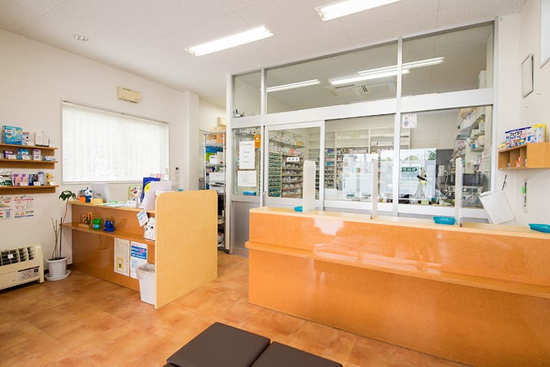クローバー薬局 本店